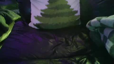 boytoy4567 online show from December 30, 12:00 am