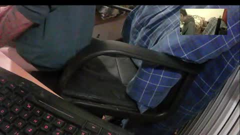 bremer64 online show from March 31, 6:09 pm