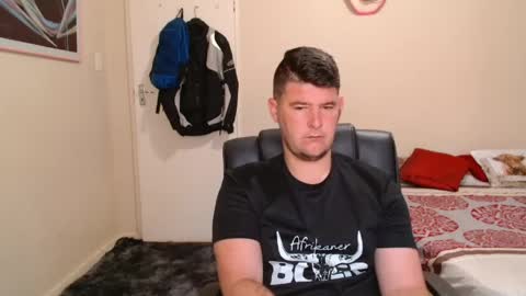 ask me lol online show from April 22, 5:03 am