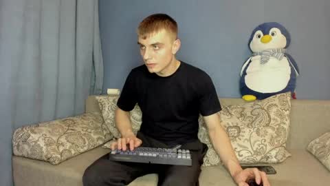 bristlebback online show from May 28, 6:39 pm