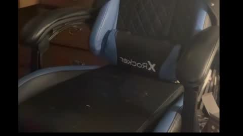 bussssa online show from April 21, 2:51 am