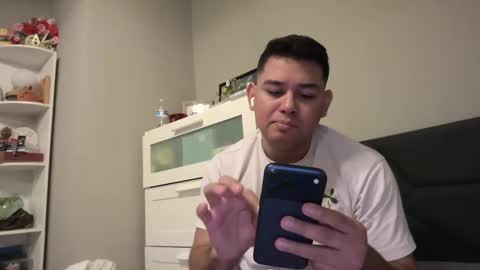 camiloparra884 online show from March 15, 3:03 am