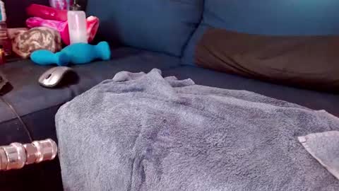 mark the Slut online show from July 11, 5:26 pm