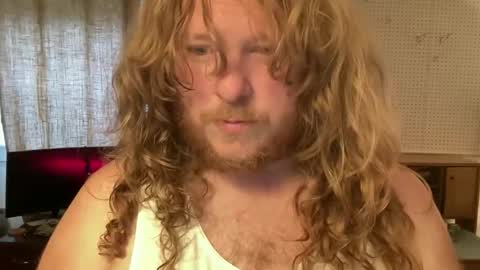 Twerking Filmmaker online show from May 1, 12:15 am