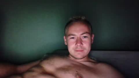 candy_boy_xoxo online show from July 21, 9:17 pm