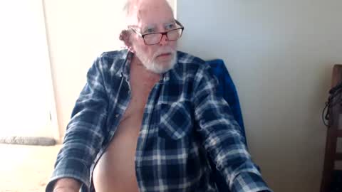 capt5105 online show from June 15, 2:36 am