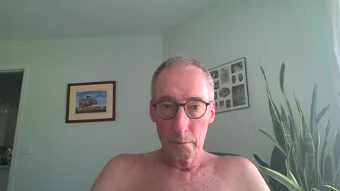 Caressluving online show from July 12, 8:55 pm