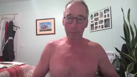 Caressluving online show from July 20, 6:19 am