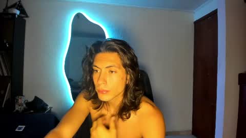 catnuaa online show from June 17, 5:09 am