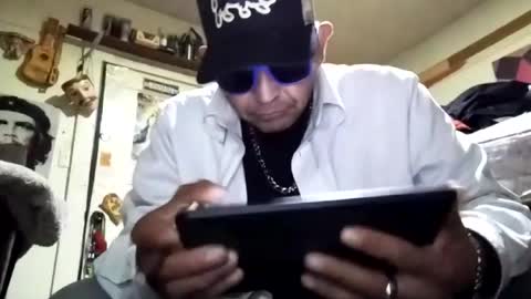 ccoolloomm online show from July 8, 4:44 pm