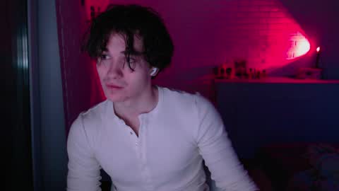 charleshanson69 online show from April 14, 7:24 pm