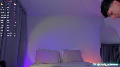 charly online show from April 22, 3:35 am