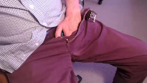 chiguy444 online show from August 8, 1:56 am