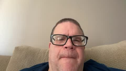 Chris online show from August 4, 12:54 pm