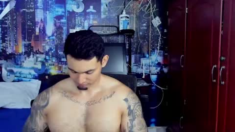 Chriss Stewart online show from June 2, 2:12 am