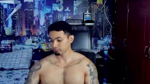 Chriss Stewart online show from July 10, 2:15 am