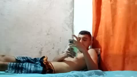 chupaculitos77 online show from July 18, 6:24 pm