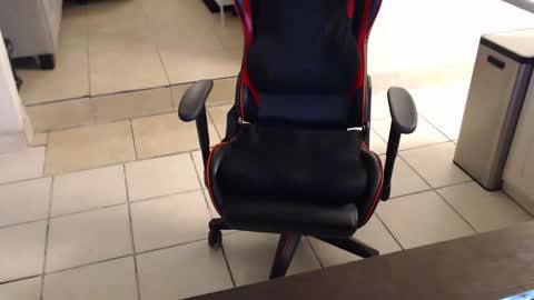 conkerosa online show from April 19, 7:30 am