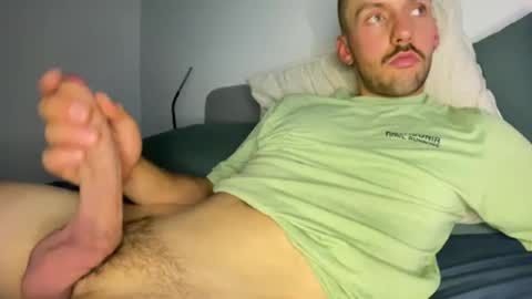 coooocoooo09 online show from May 29, 10:31 pm