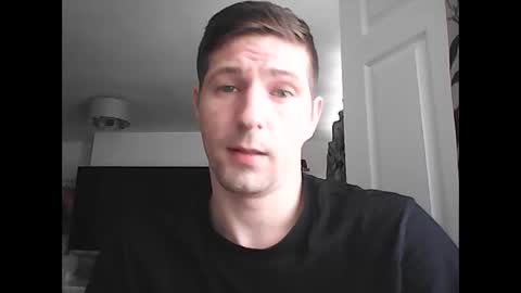 crazy20241987 online show from April 17, 9:12 am