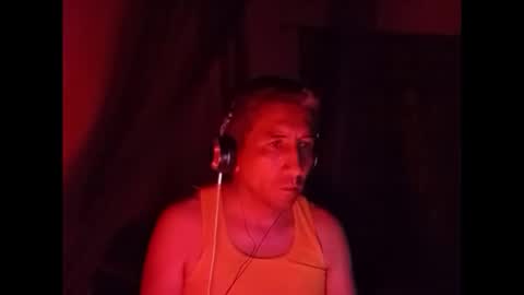 Celvaryen online show from May 1, 5:00 am