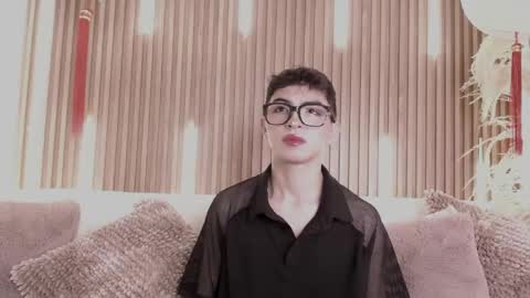 Cristopher  online show from June 1, 8:31 pm