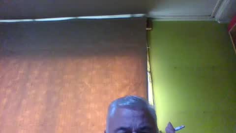 crmperez online show from June 22, 6:23 pm
