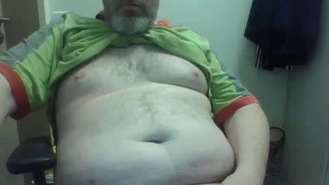 Crouch1 online show from April 16, 6:02 am