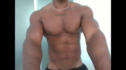 cruelworldxxx online show from May 29, 11:37 pm