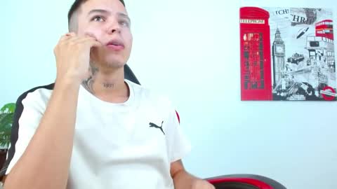 cumandres online show from June 2, 3:13 pm
