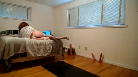 cwlizzy online show from July 9, 8:34 pm