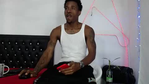 damian_hart_24cm online show from June 23, 11:58 am