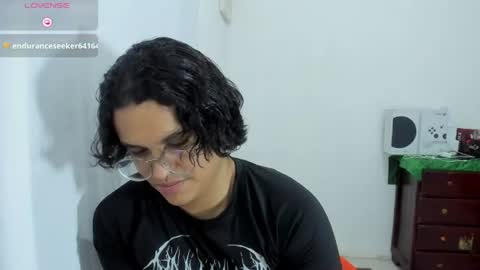 Diane or Dante D online show from July 2, 3:23 am
