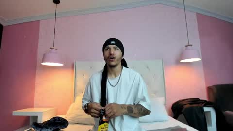 Dante online show from April 27, 8:14 pm