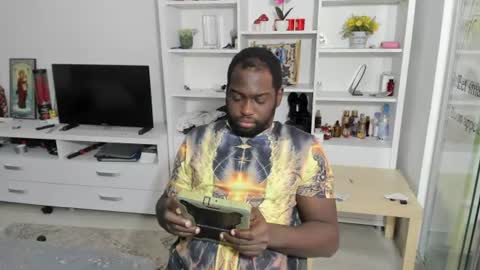 darkphoenixr online show from July 14, 10:21 am