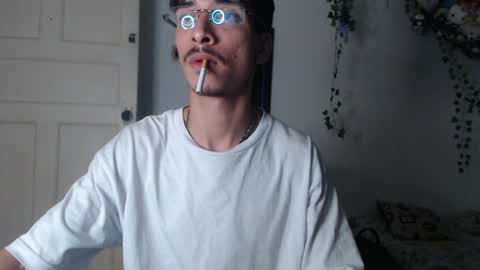 dazzayy online show from April 30, 2:40 am