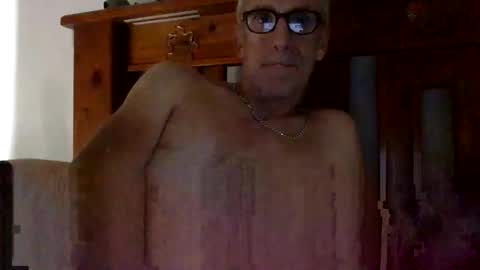 deanofflove2210 online show from January 30, 7:07 am
