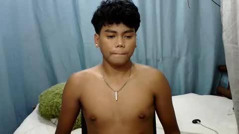hi hello how are you online show from February 8, 4:18 am