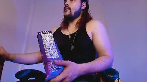 Derek online show from June 29, 10:43 pm