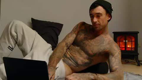 dion_thicc online show from July 15, 11:39 am