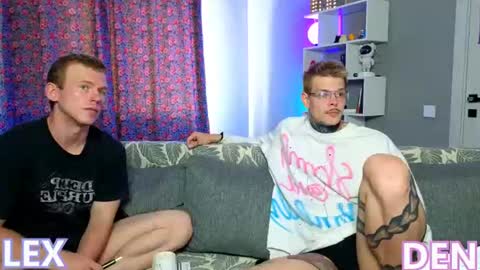 Den  Lexs online show from August 4, 11:37 am