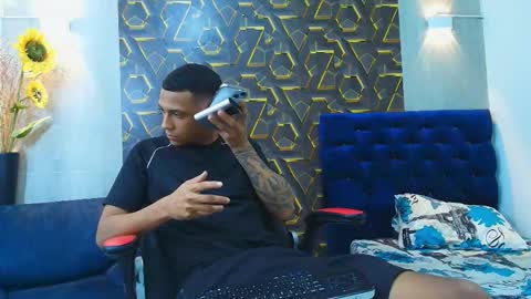 dominic_smith_ online show from April 25, 11:02 pm