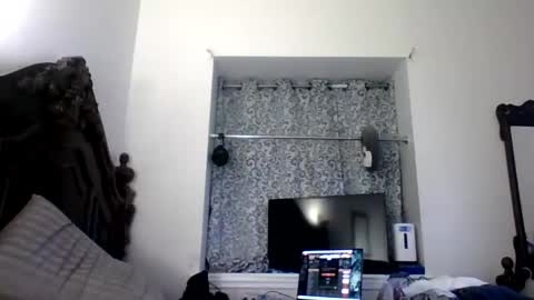 luis online show from May 28, 11:47 pm
