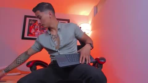 dominus_alpha online show from April 19, 3:50 am