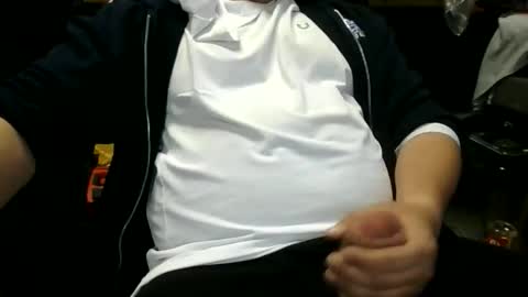 donutz333 online show from June 1, 3:18 am