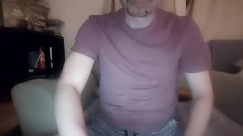 doveyfinn88 online show from May 5, 11:16 pm