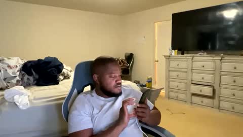 dunkeykongbbc online show from February 4, 6:36 pm