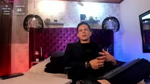 Dustin Sonne online show from June 16, 3:53 am