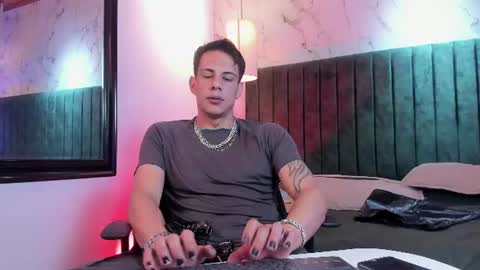 Dustin Sonne online show from June 29, 3:45 am