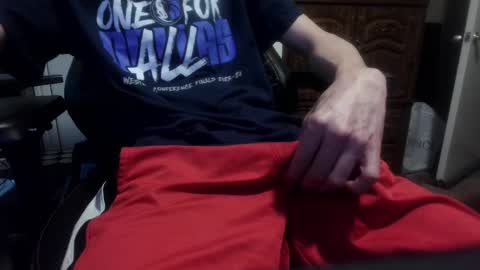eazyduzit24 online show from May 4, 3:08 am